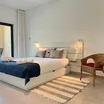 Appartement Gardens Pool By Fhr Golf, Piscina E Parking Quarteira