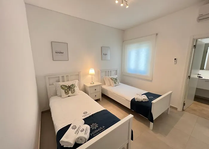 Gardens Pool By Fhr Golf, Piscina E Parking Lejlighed Quarteira