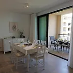 Gardens Pool By Fhr Golf, Piscina E Parking Apartment Quarteira