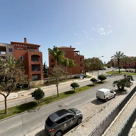 Apartment Gardens Pool By Fhr Golf Piscina E Parking Quarteira