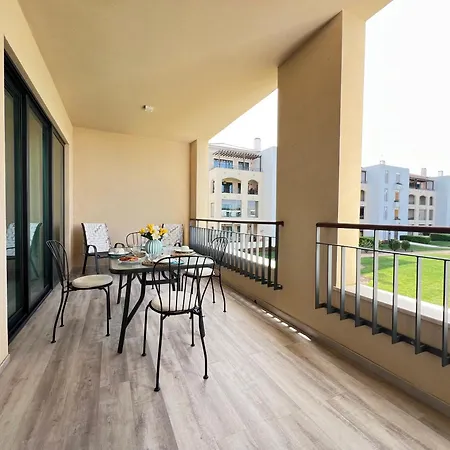 Gardens Pool By Fhr Golf Piscina E Parking Apartment Quarteira