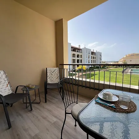 Gardens Pool By Fhr Golf Piscina E Parking * Quarteira