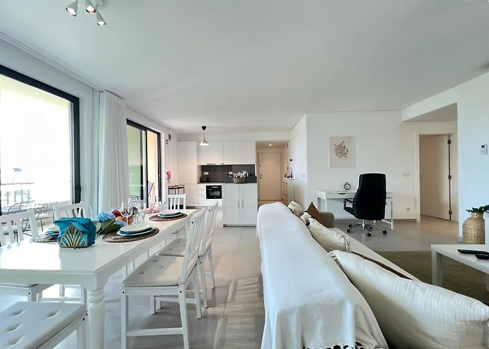 Apartment Gardens Pool By Fhr Golf, Piscina E Parking *