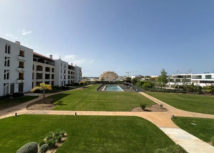 Gardens Pool By Fhr Golf, Piscina E Parking *