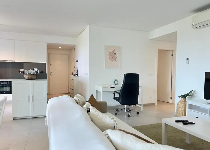 Gardens Pool By Fhr Golf, Piscina E Parking Apartment Quarteira