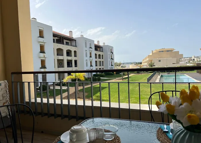 Gardens Pool By Fhr Golf, Piscina E Parking * Quarteira